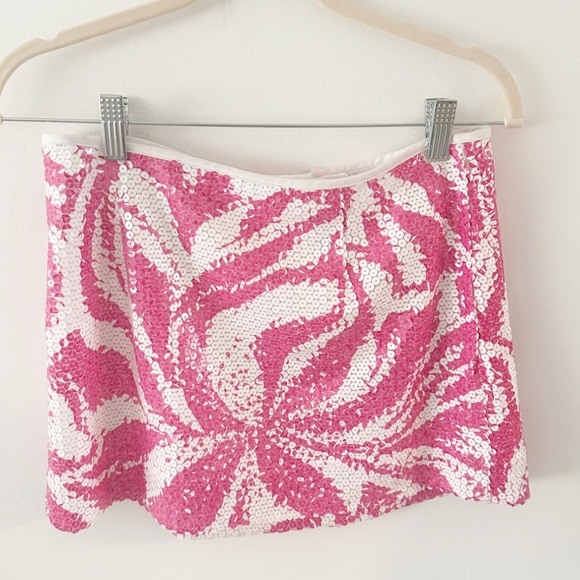 Lilly Pulitzer Dresses & Skirts - NWT Lilly Pulitzer Sneak A Peak Pink Sequined Tate Mini Skirt Size O